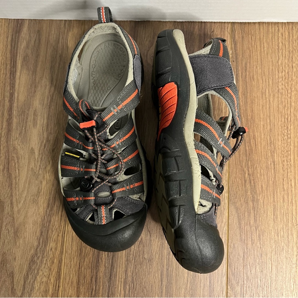 KEEN Women’s Newport H2 Sandals - Size 9 hiking outdoor‎ gorpcore - Picture 5 of 9